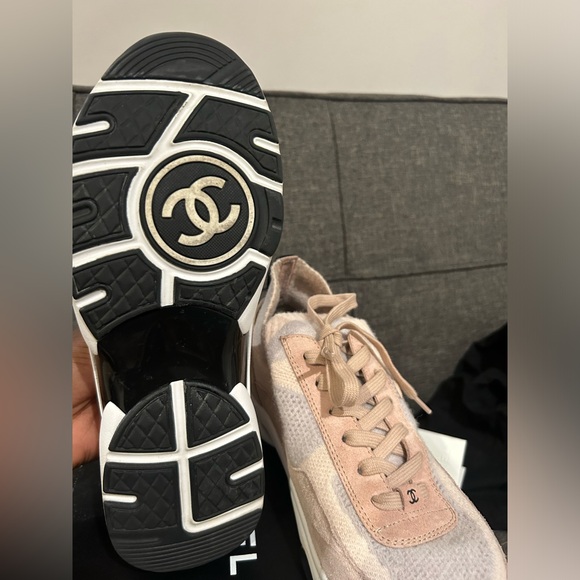 Chanel Light pink and grey knit sneakers - Picture 6 of 11